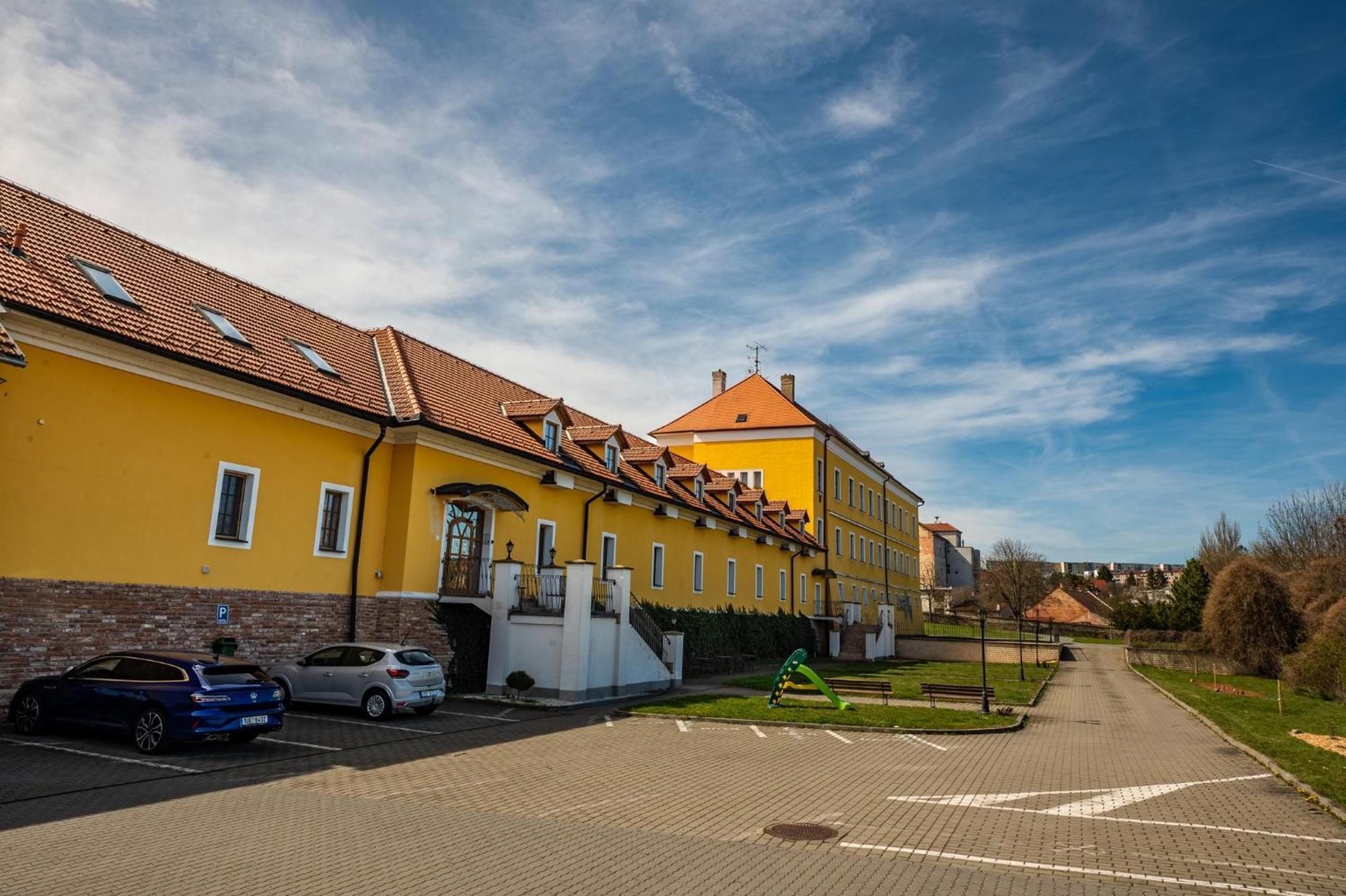 Hotel Belcredi Brno Exterior photo